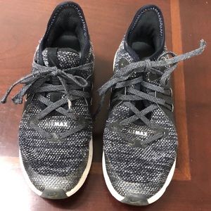 Nike air Max boys shoes!